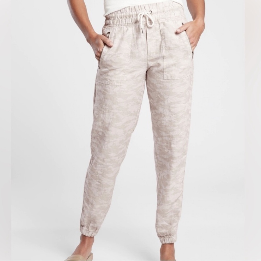 Athleta Cabo Tide Linen Jogger Pants Travel Zip Cream Camo Print